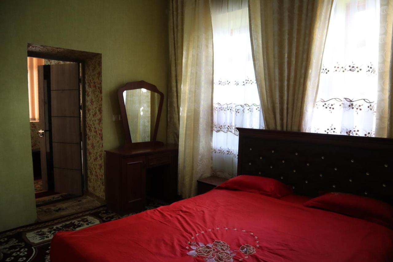 Nasrulla Samarqand Hotel ซามาร์คันด์ ภายนอก รูปภาพ