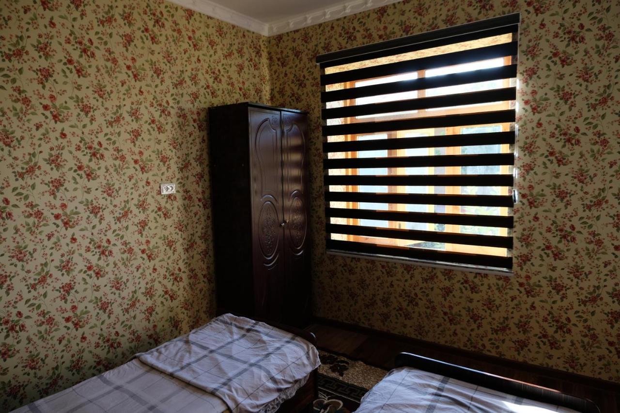 Nasrulla Samarqand Hotel ซามาร์คันด์ ภายนอก รูปภาพ