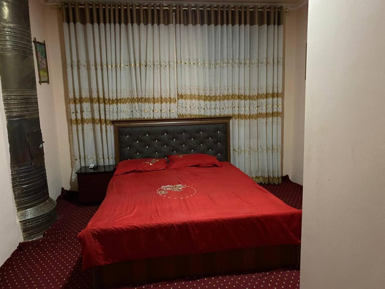 Nasrulla Samarqand Hotel ซามาร์คันด์ ภายนอก รูปภาพ
